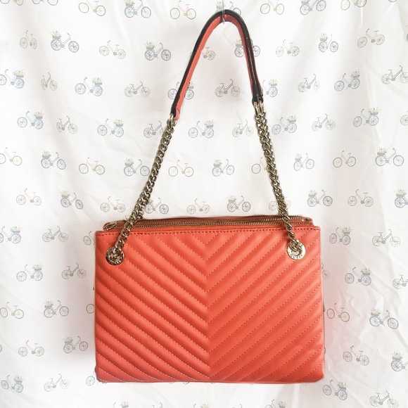 Blakely Quilted Detailed Double Straps Satchel Bag | Guess - Picture 3 of 11